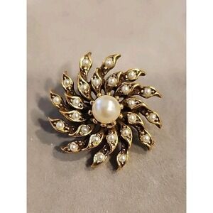 Vintage Brooch Pin Faux Pearl Pinwheel Flower Sunburst 1"
